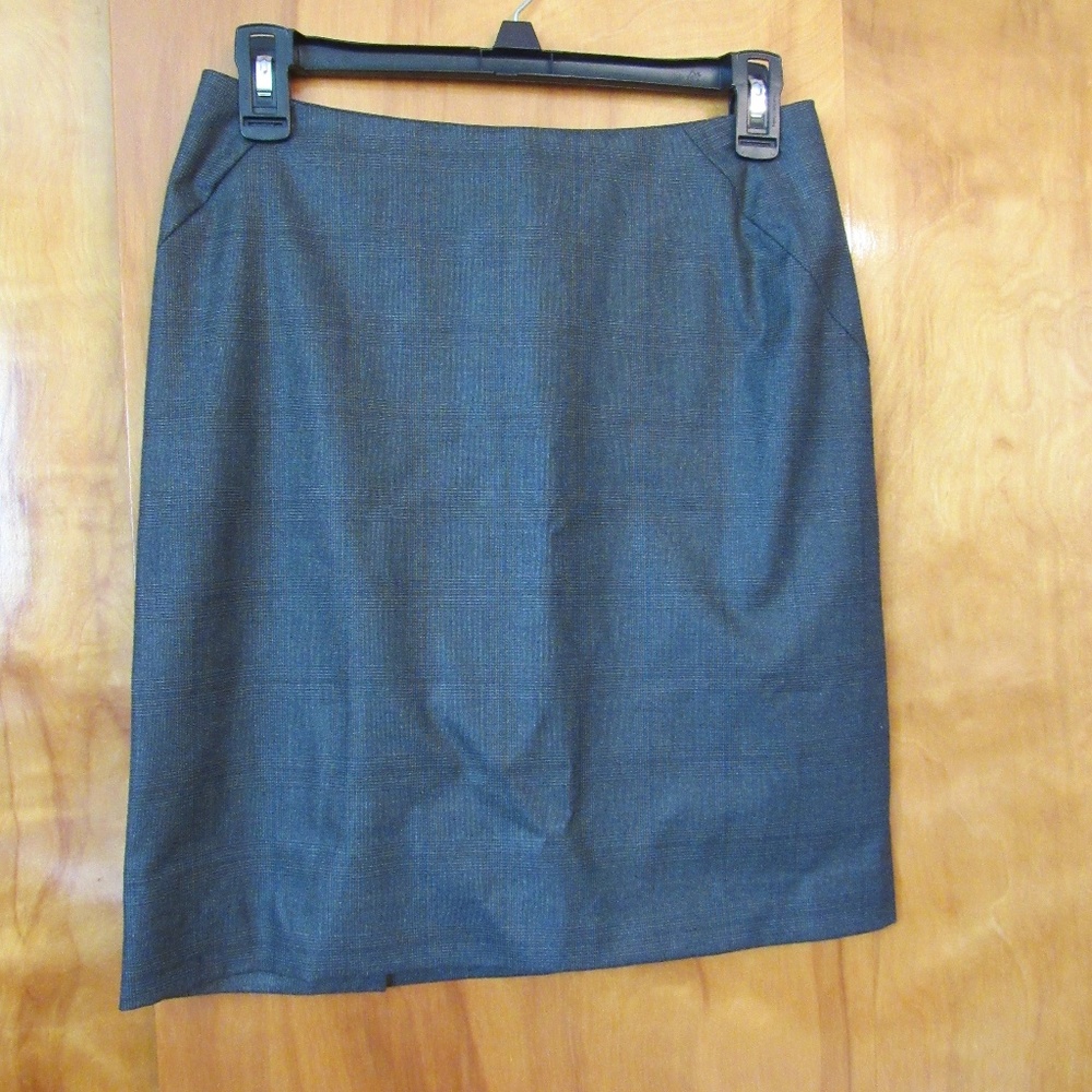 Banana Republic Factory gray plaid pencil skirt